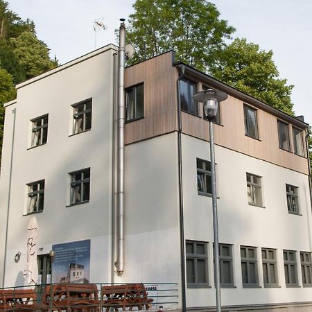 Hotel Spalov Семили Экстерьер фото